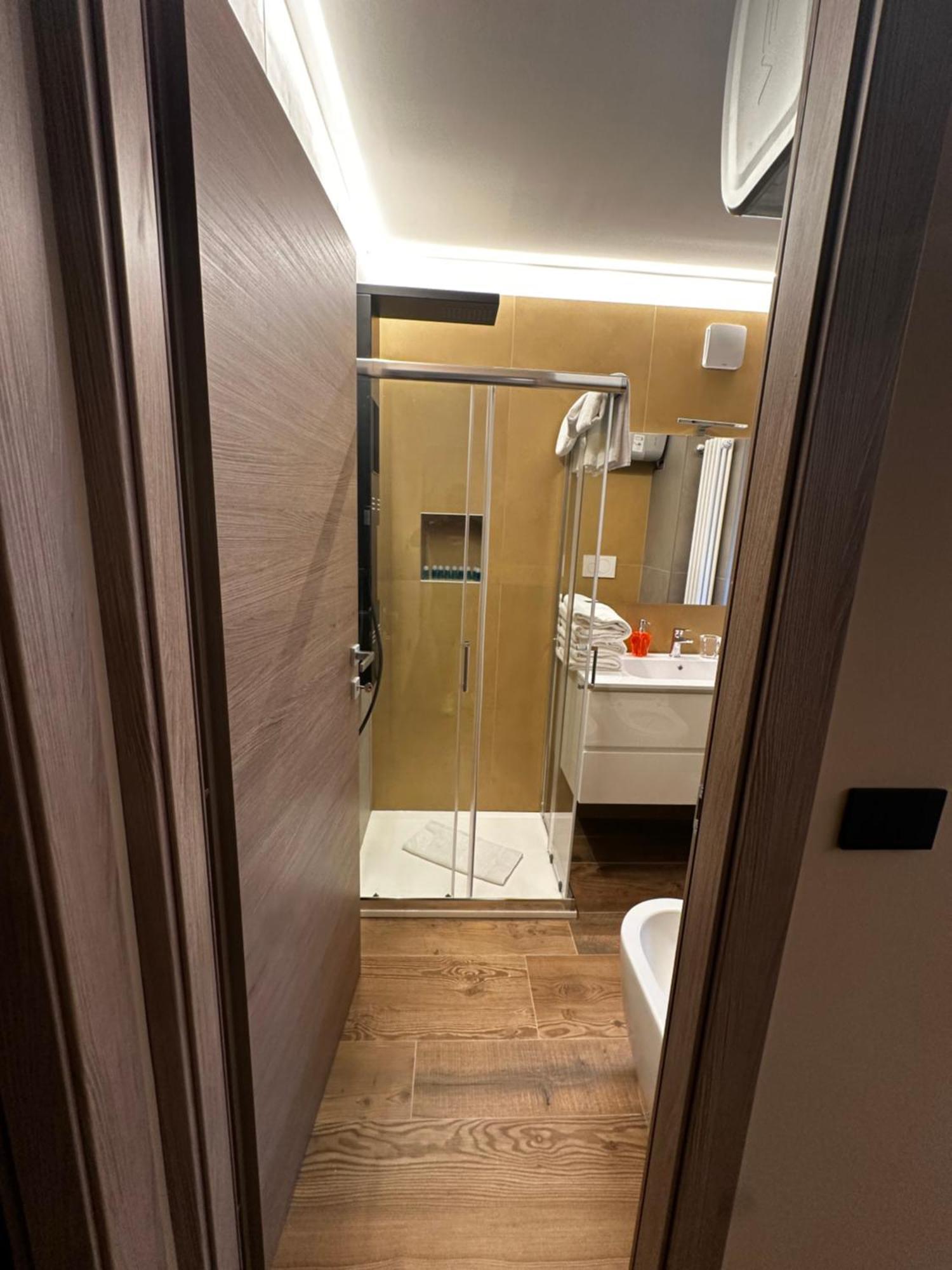 Aosta Center Holidays Apartments Esterno foto