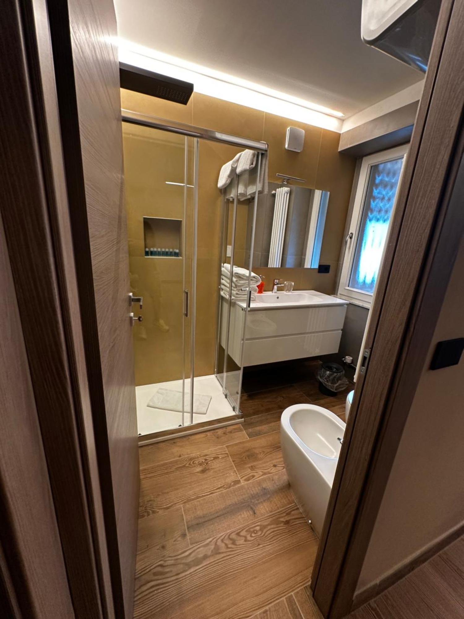 Aosta Center Holidays Apartments Esterno foto